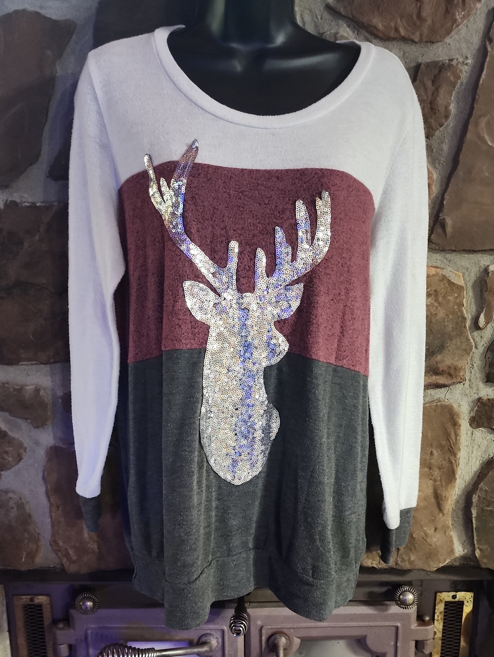 Sequin Deer Colorblock Pullover Sweater - White, Burgundy, Charcoal